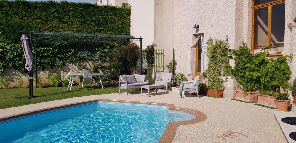 Studio-Mezzanine Dans Villa Cagnes-sur-Mer Buitenkant foto